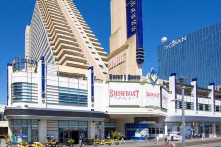 2Br 3Ba Ocean Front Condo On The Boardwalk Cozysuites Atlantic City Exteriér fotografie